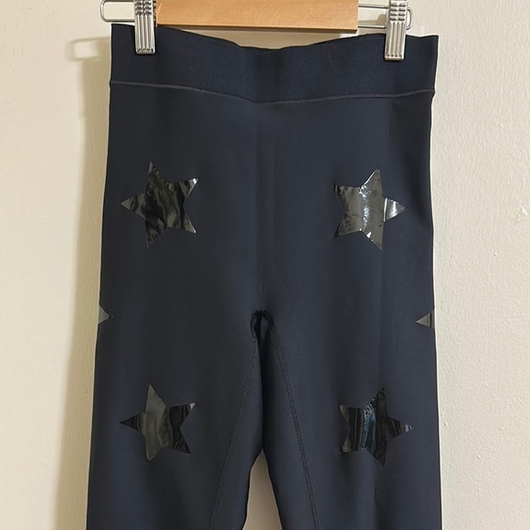 EUC Ultracor Black Star Athletic Leggings - Picture 1 of 6